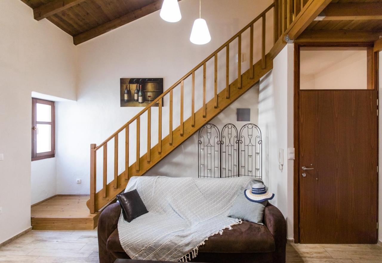 Asikiko Suites Resmo Dış mekan fotoğraf